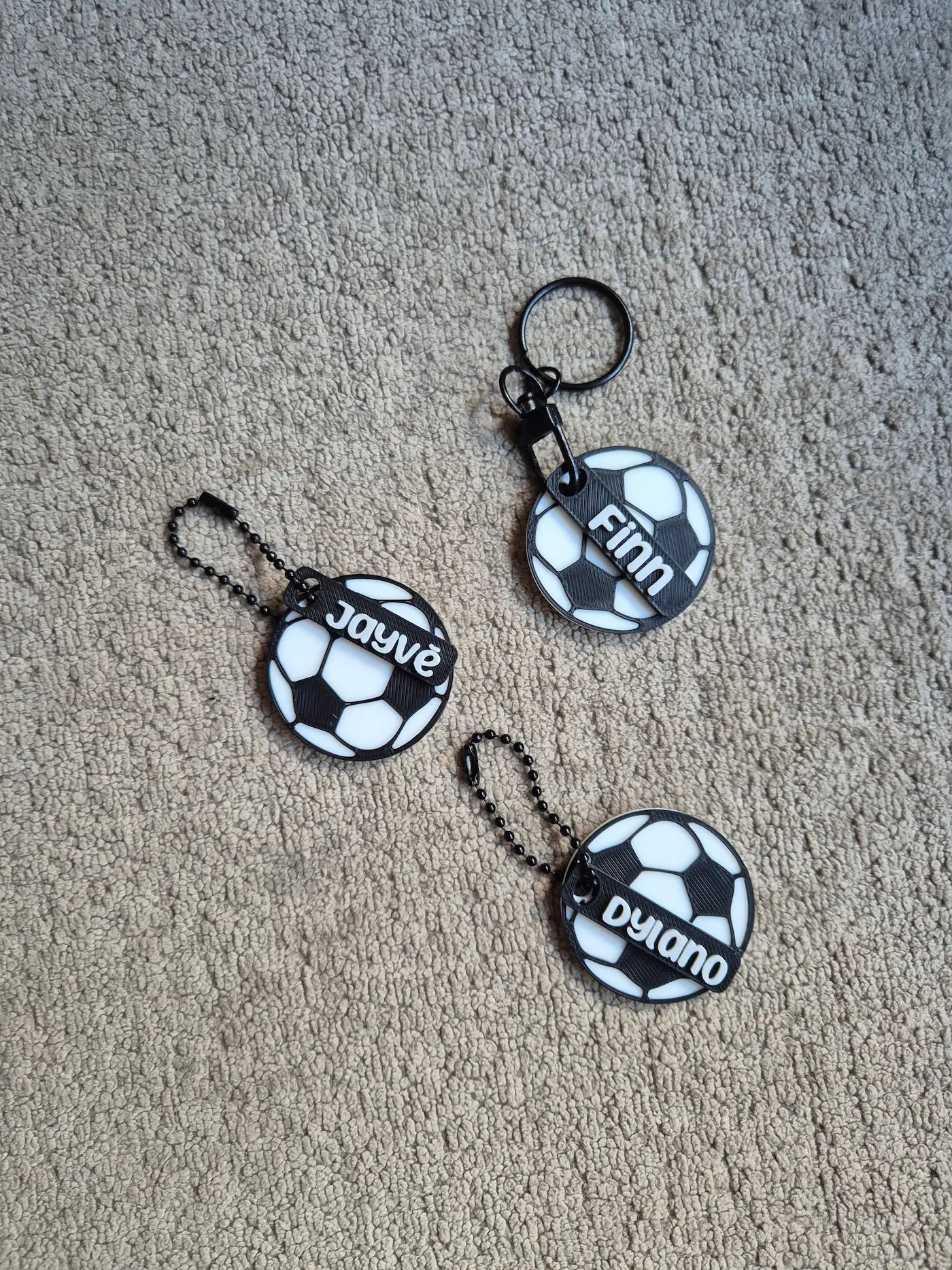 Voetbal sleutelhanger met clipsluiting & naam