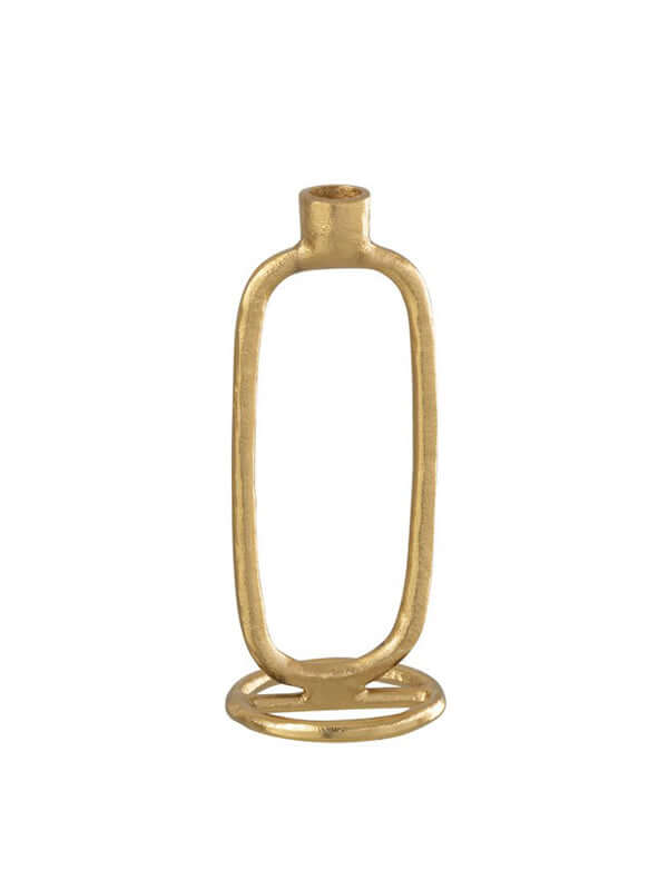 Stijlvolle gouden kandelaar van 24 cm hoog, geschikt voor dinerkaarsen en perfect voor een luxe sfeer in je interieur.