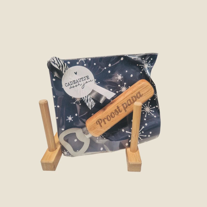 bieropener hout met tekst proost papa