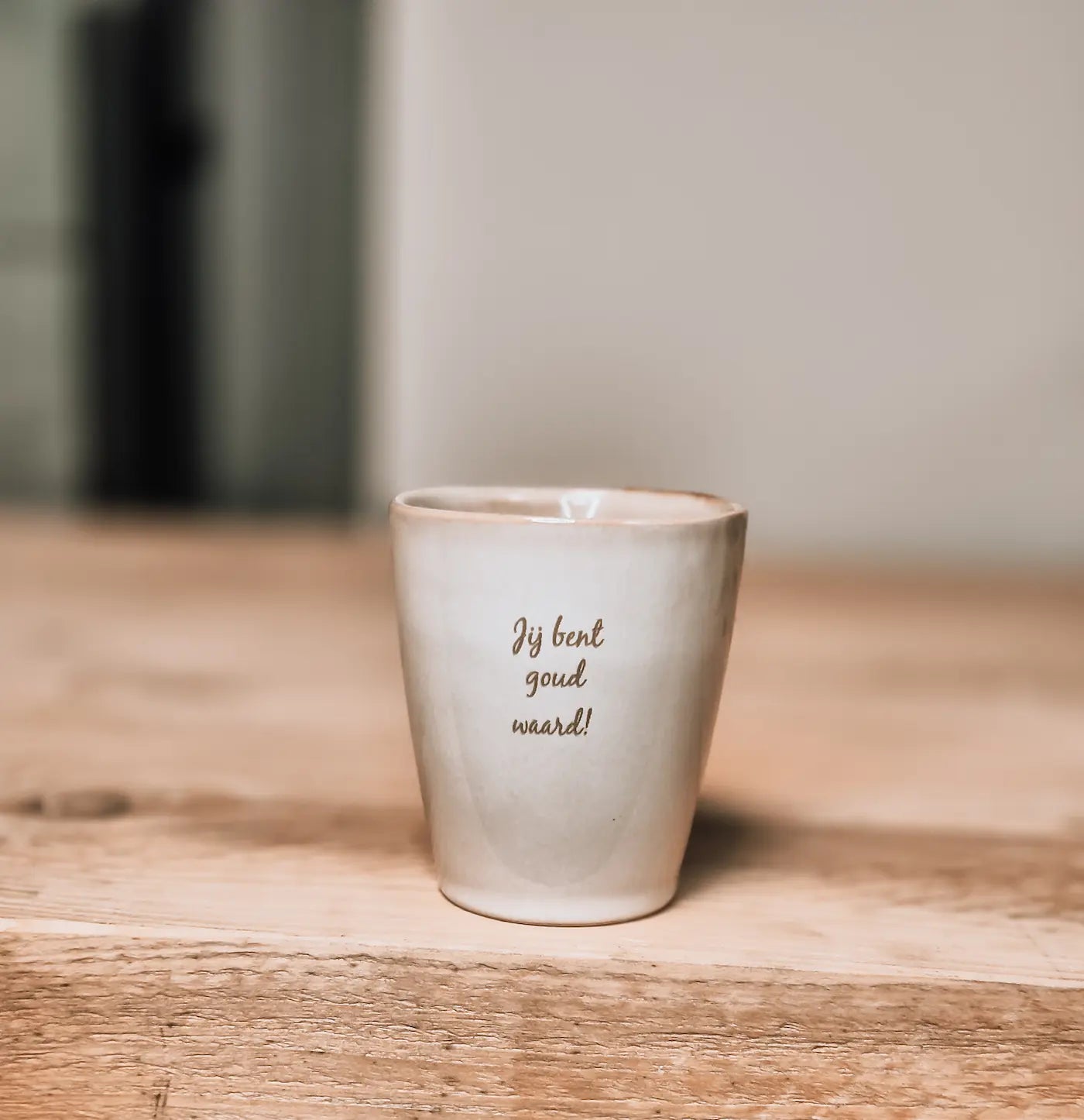Mok met tekst Jij bent goud waard gepersonaliseerd positief cadeau met gravure