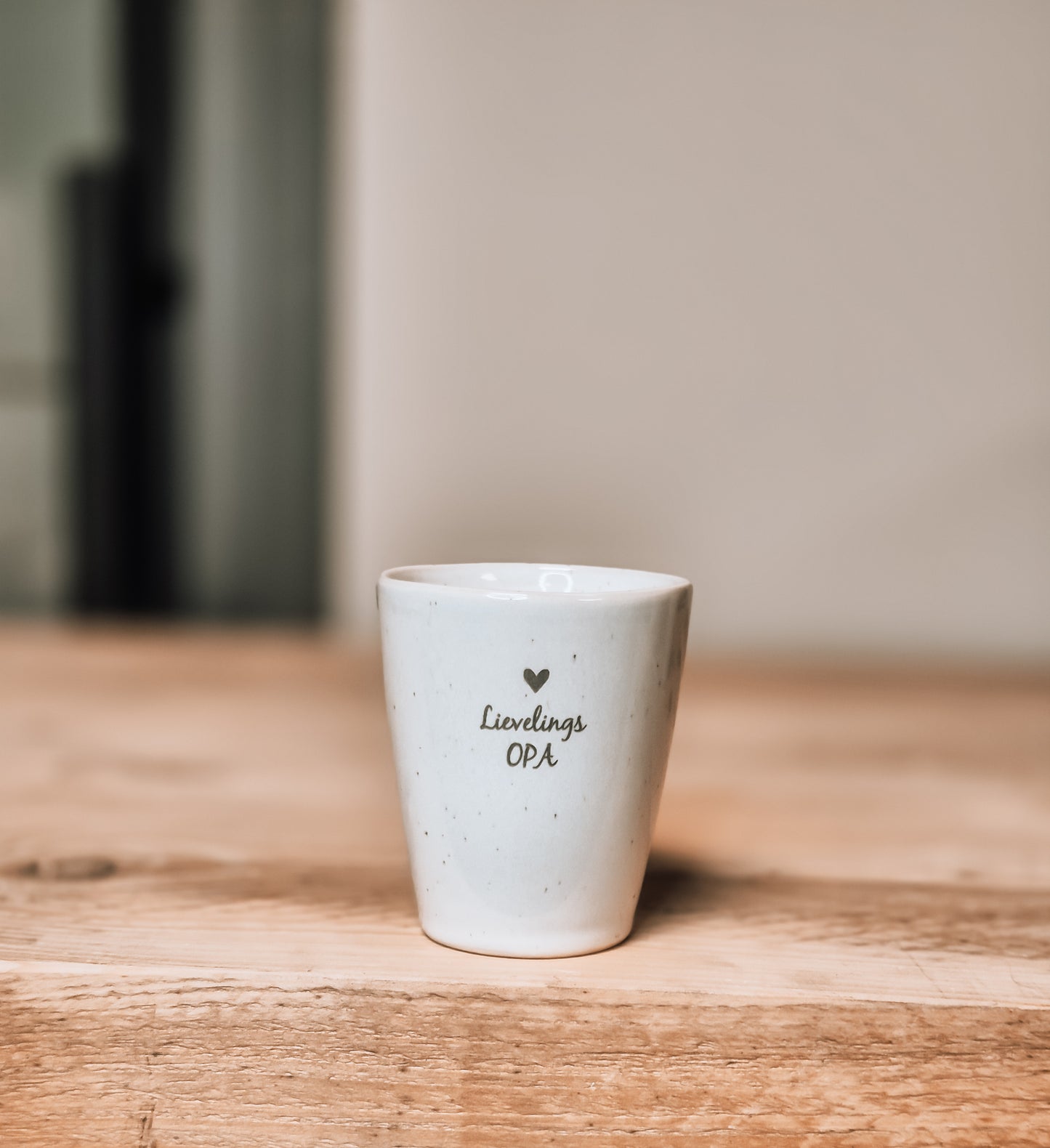 Witte mok met gegraveerde tekst lievelings opa