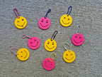 verzameling smiley sleutelhangers